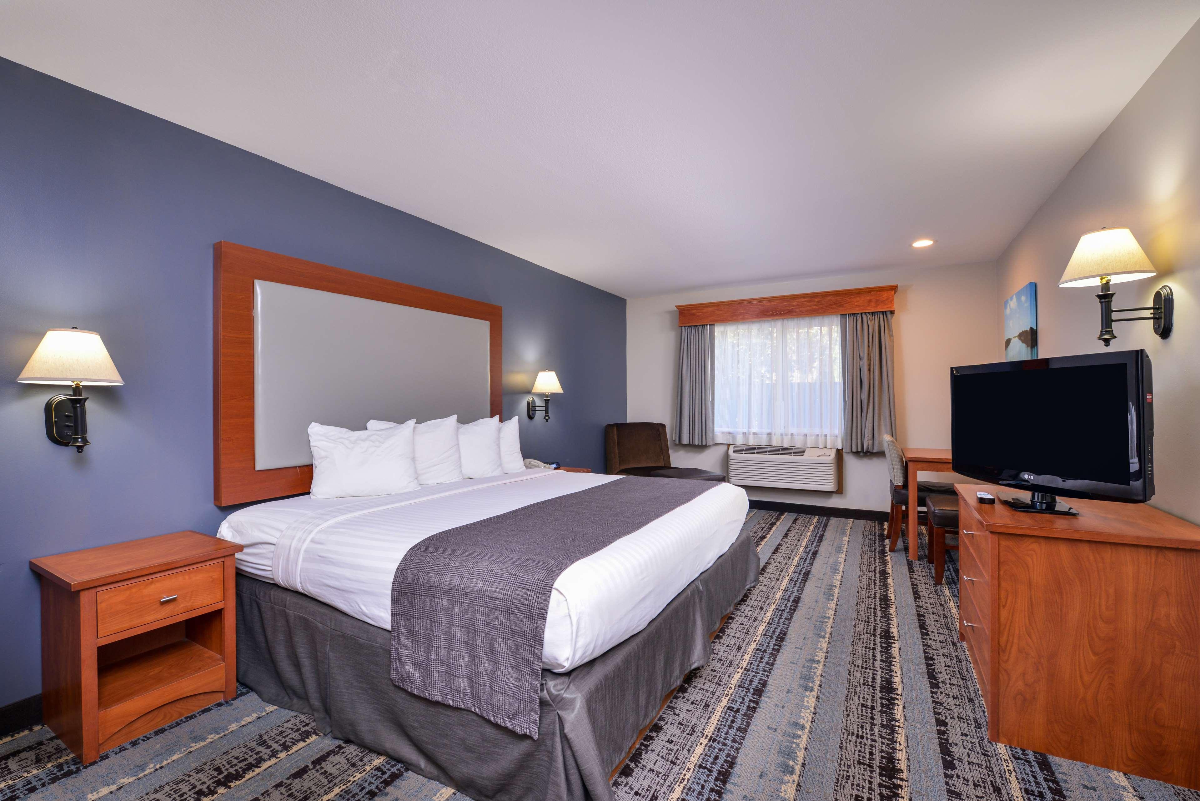 Best Western Newberg Inn Extérieur photo