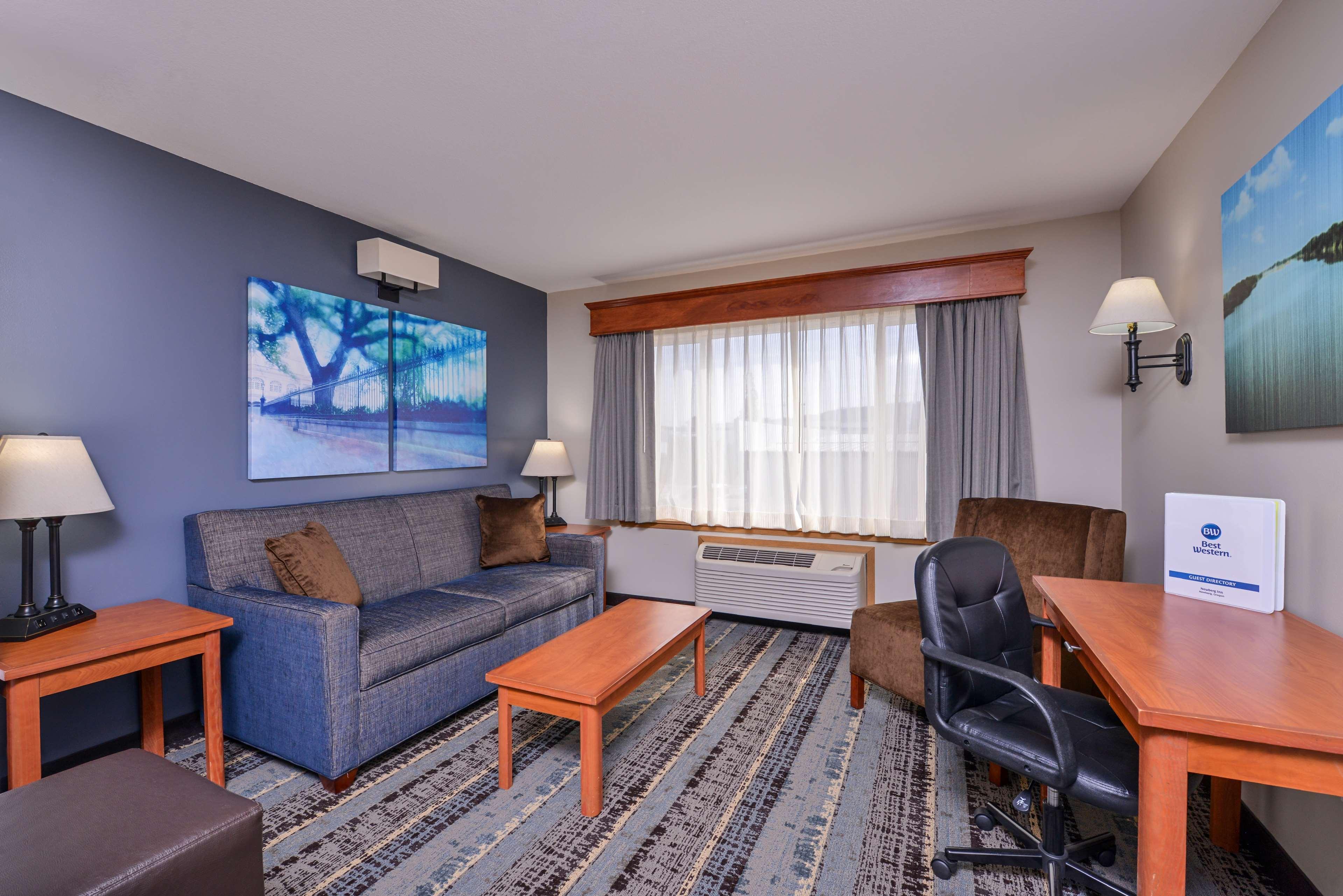 Best Western Newberg Inn Extérieur photo