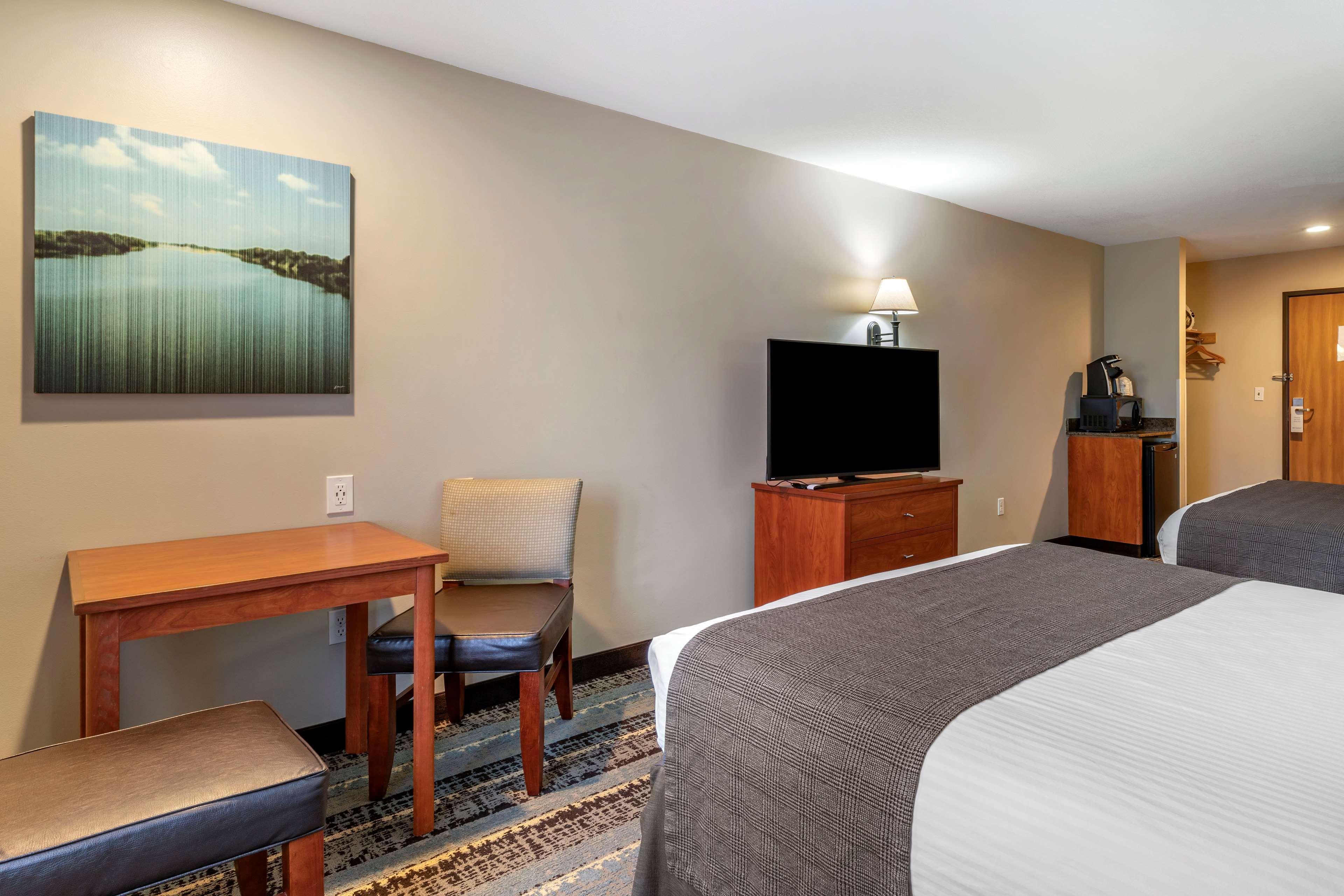 Best Western Newberg Inn Extérieur photo