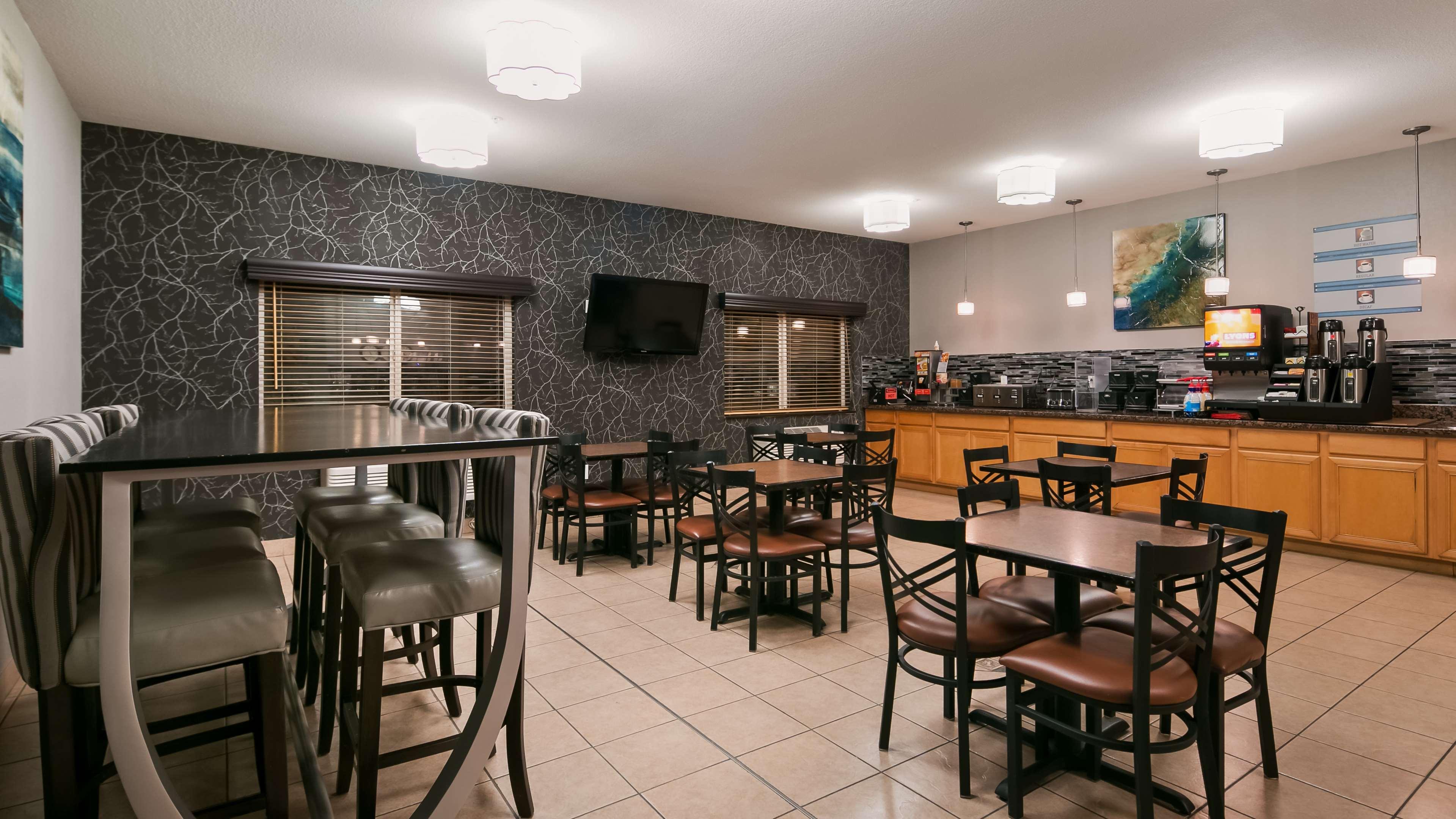 Best Western Newberg Inn Extérieur photo