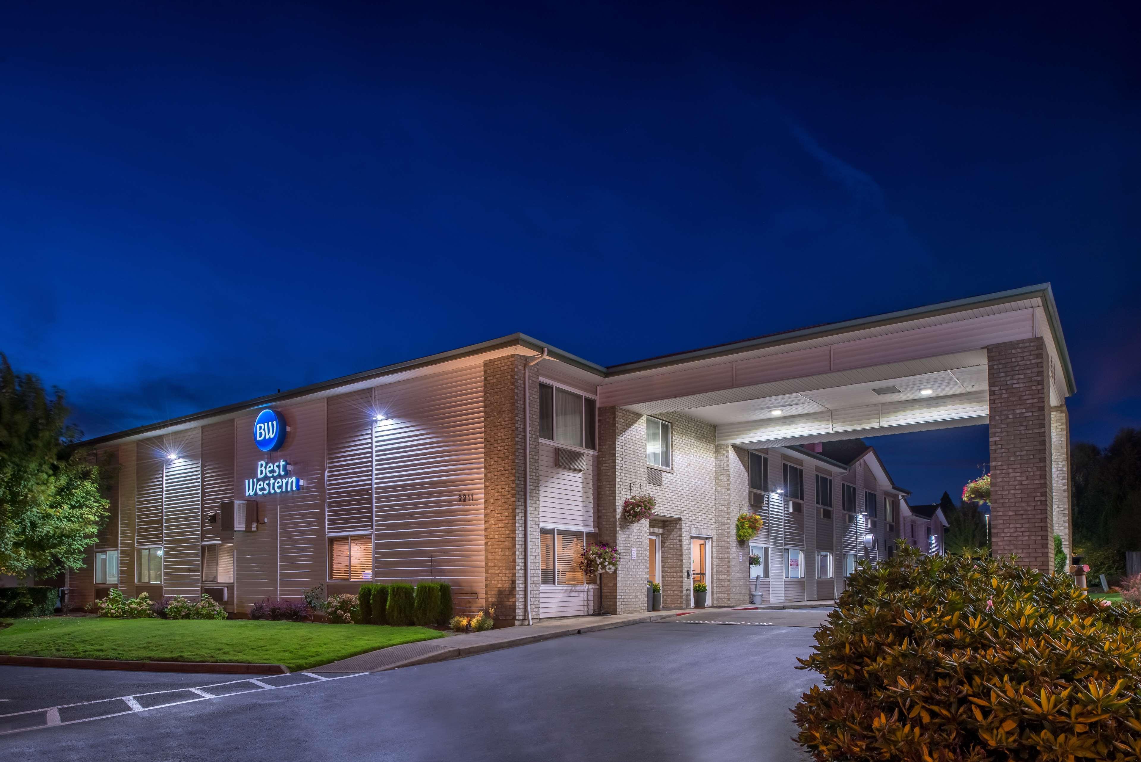 Best Western Newberg Inn Extérieur photo