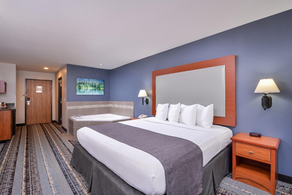 Best Western Newberg Inn Extérieur photo